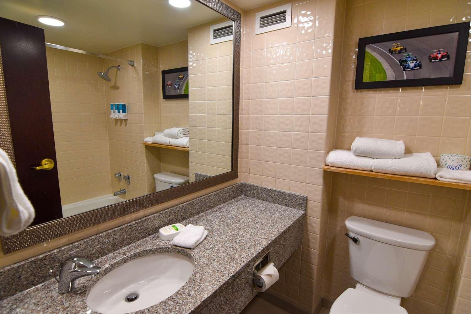Best Western Plus Indianapolis North At Pyramids المظهر الخارجي الصورة