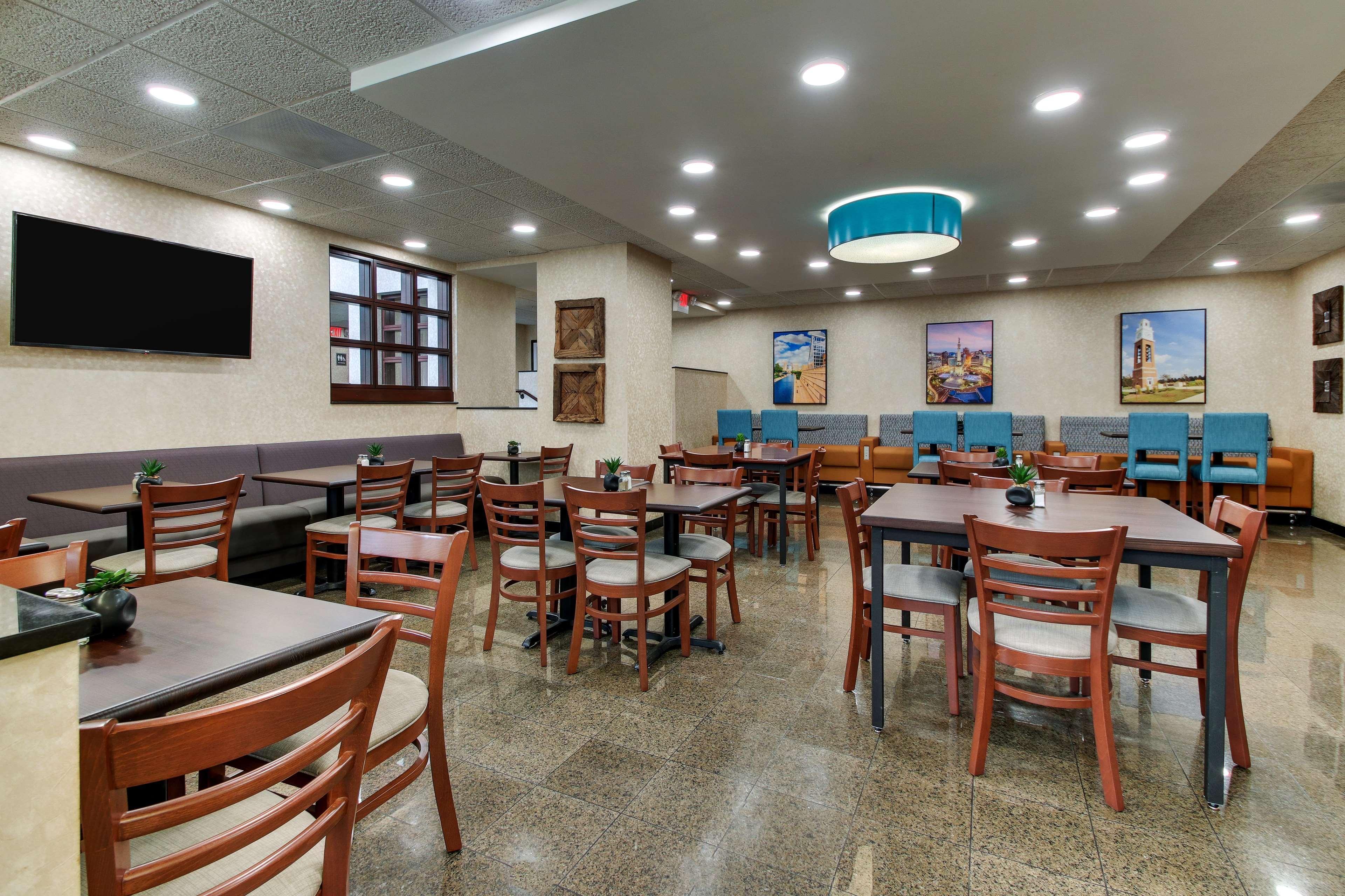 Best Western Plus Indianapolis North At Pyramids المظهر الخارجي الصورة
